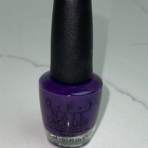 OPI - Vant To Bite My Neck?